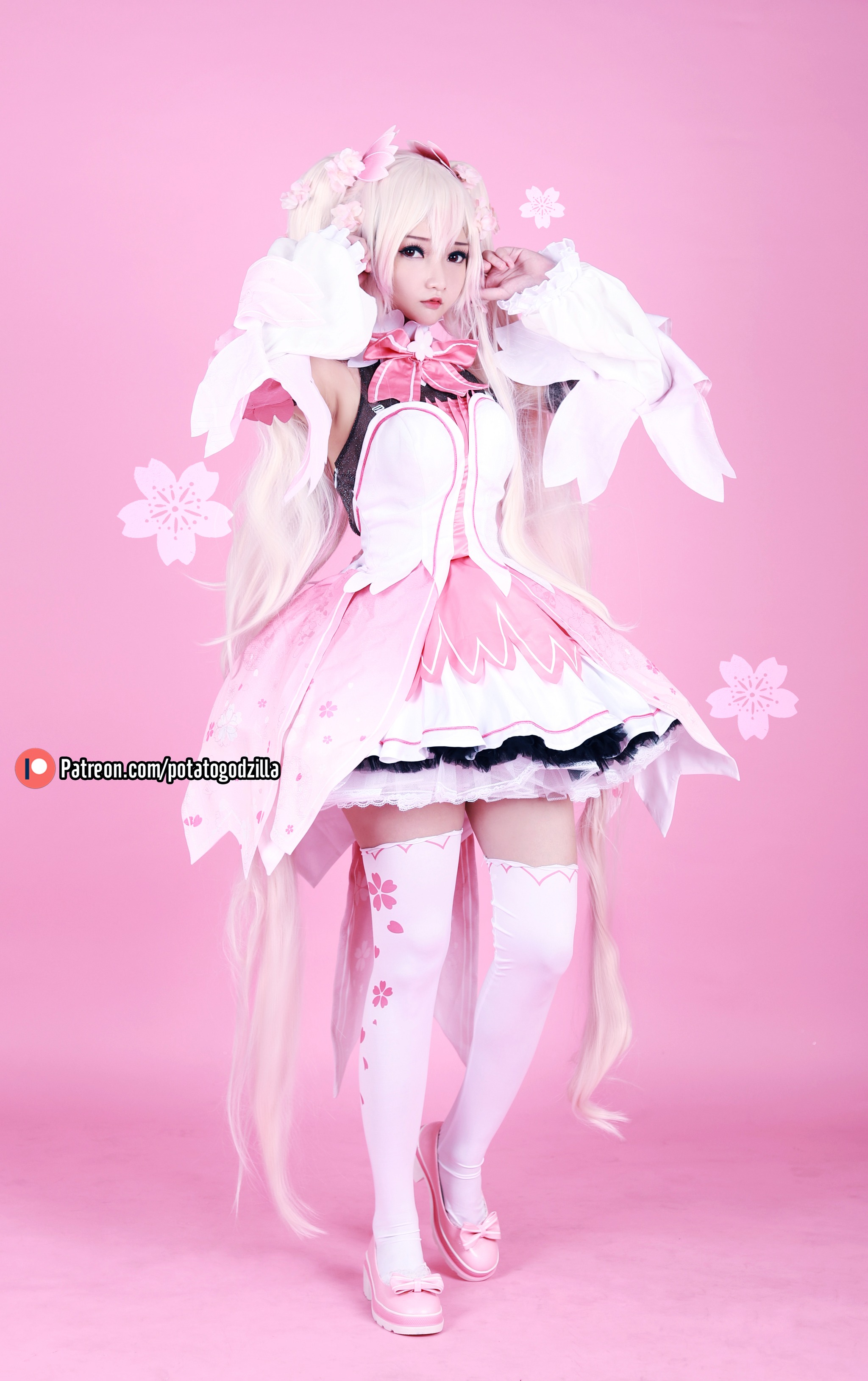 Potato Godzilla - NO.023 Sakura Miku [48P]-XikXak